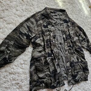 Torris Camo plus size jacket